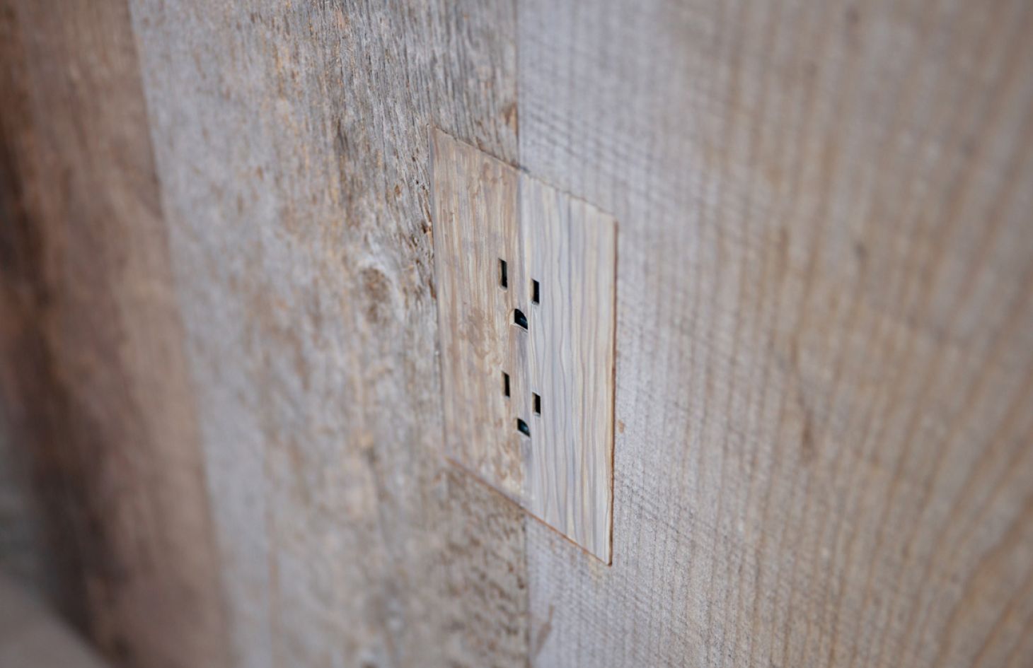 Riverview power outlet